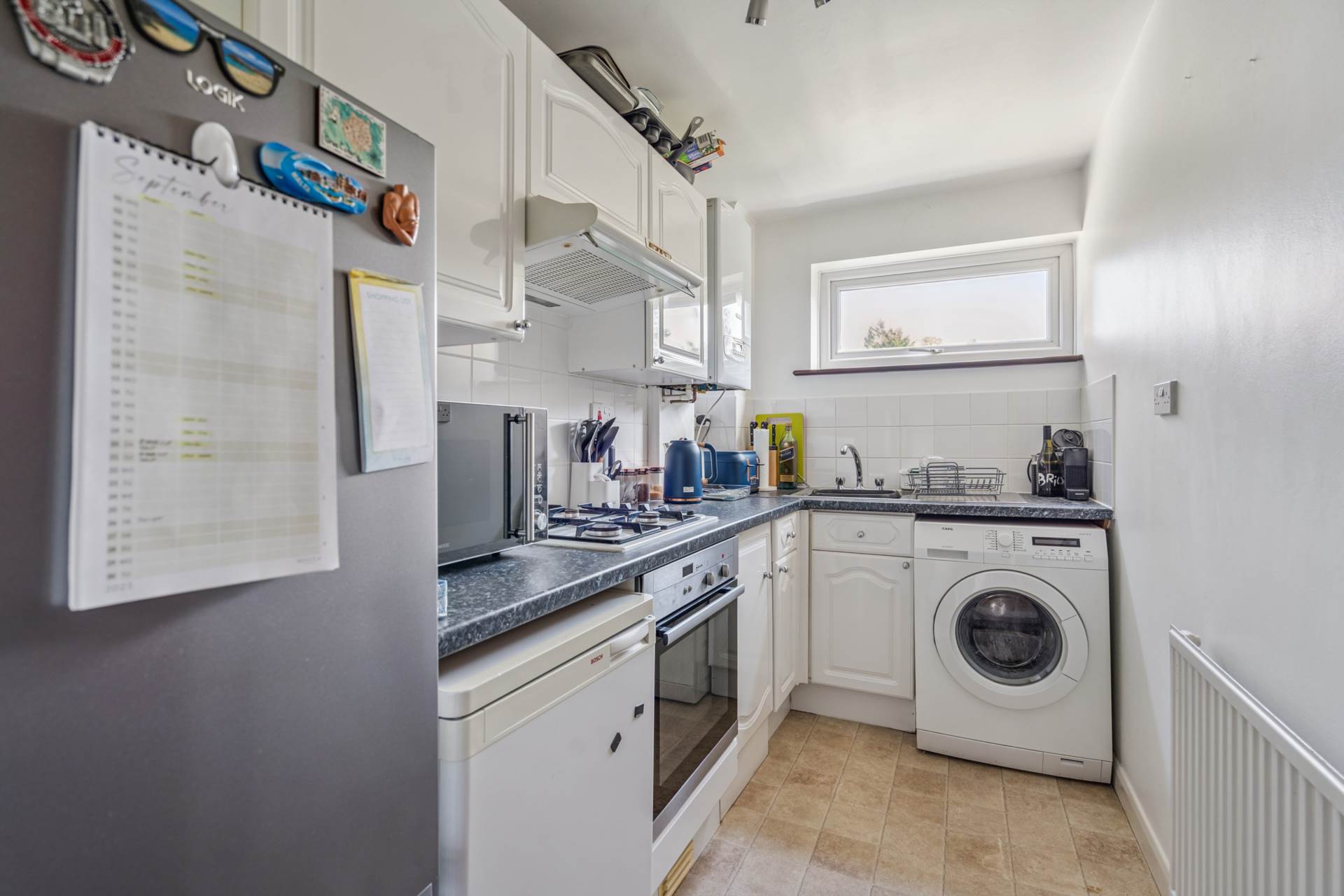 Additional Property Image 2 bedroom Flat for sale in Bushey 4