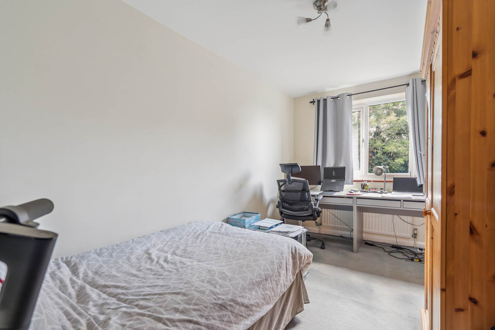 Additional Property Image 2 bedroom Flat for sale in Bushey 7