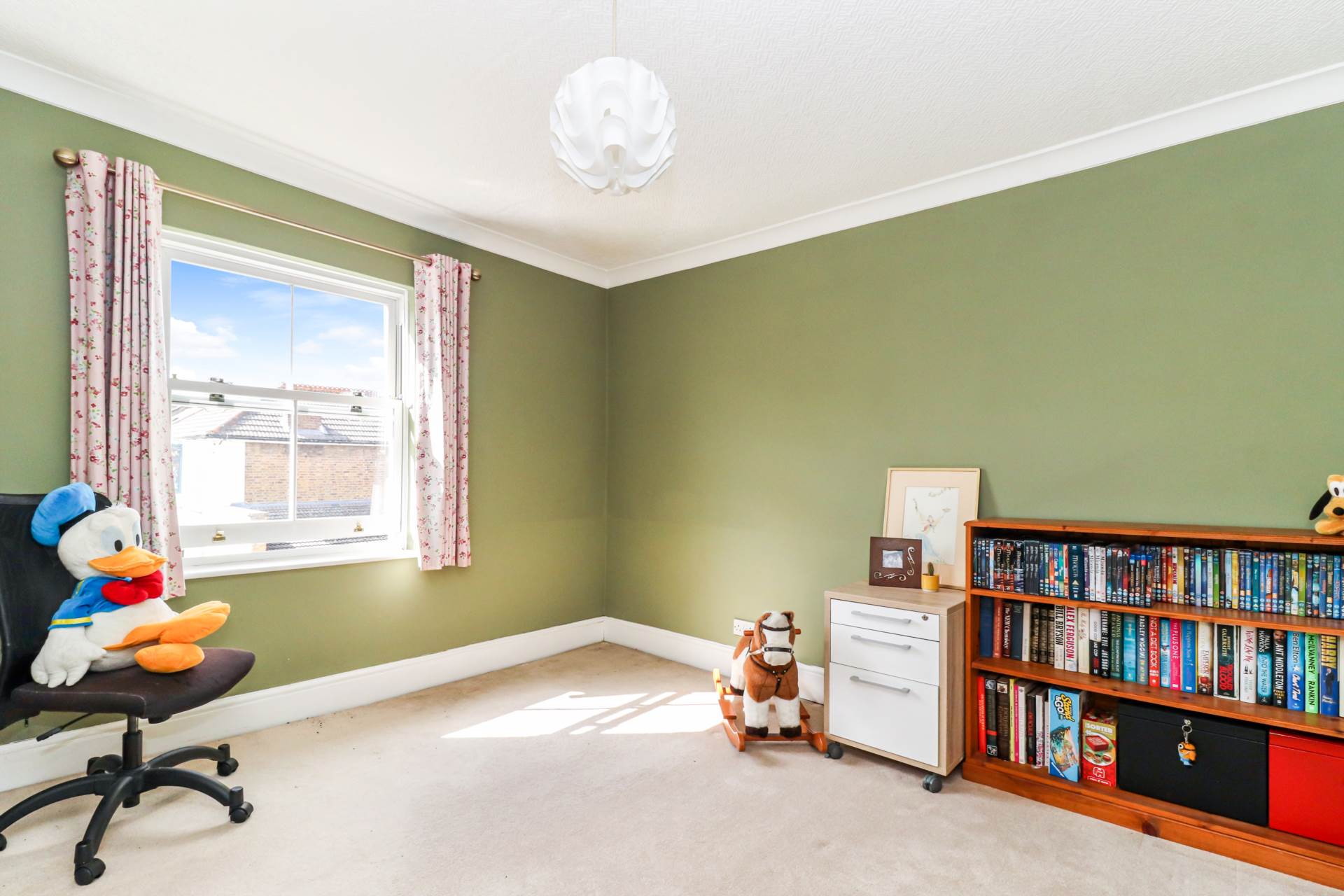 Additional Property Image 4 bedroom Detached for sale in Watford 12