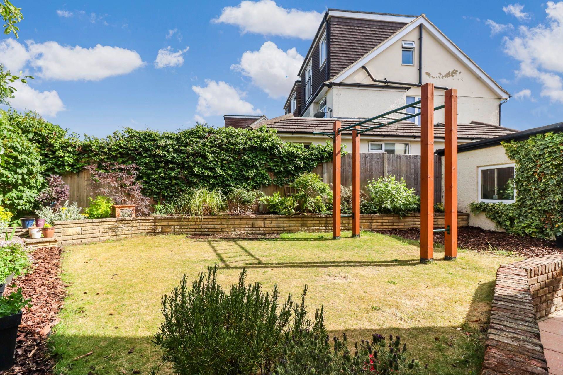 Additional Property Image 4 bedroom Detached for sale in Watford 16