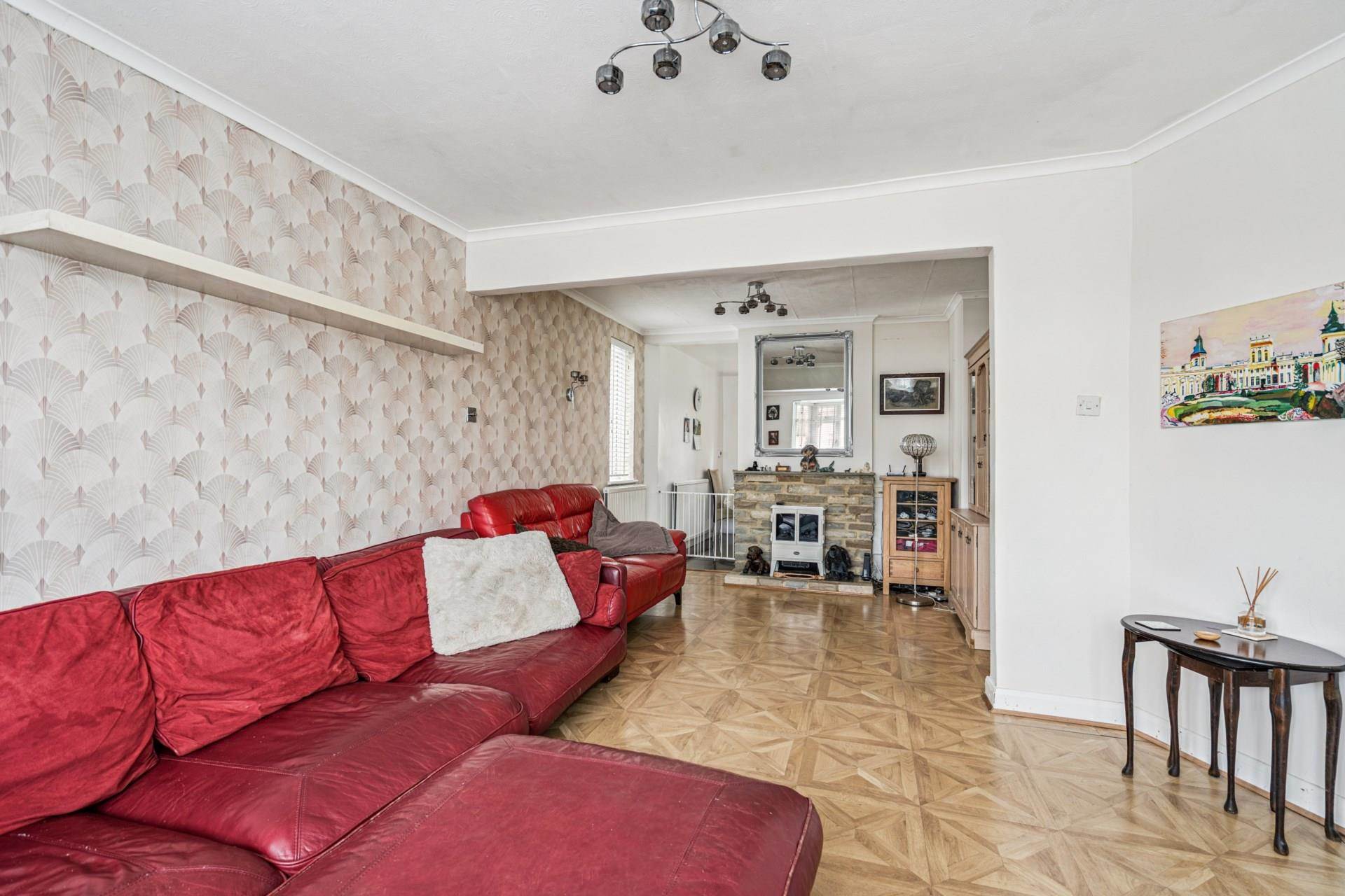 Additional Property Image 3 bedroom Semi Detached for sale in Bushey 2