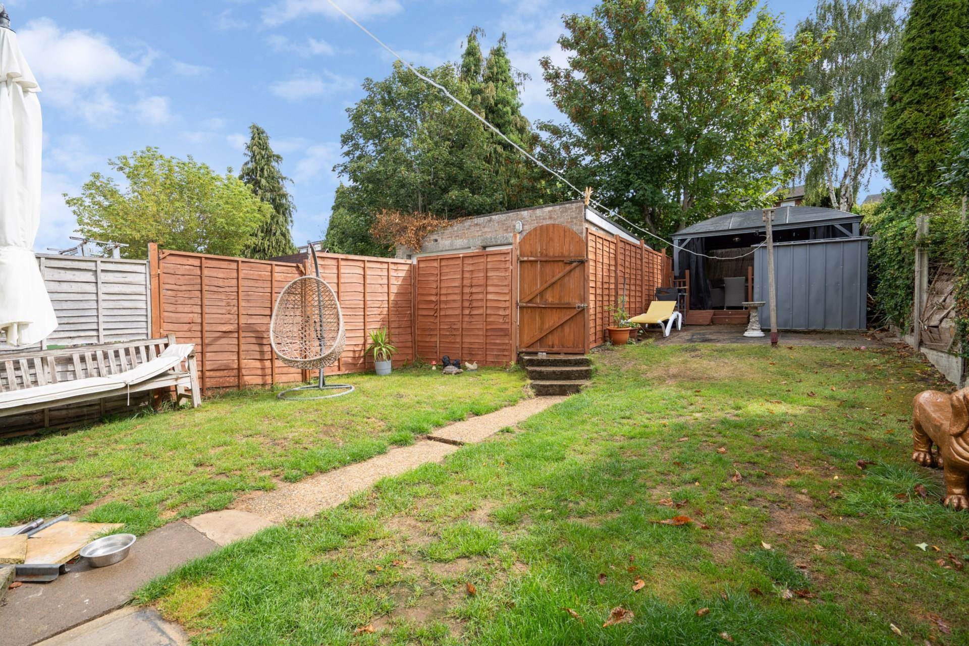 Additional Property Image 3 bedroom Semi Detached for sale in Bushey 16