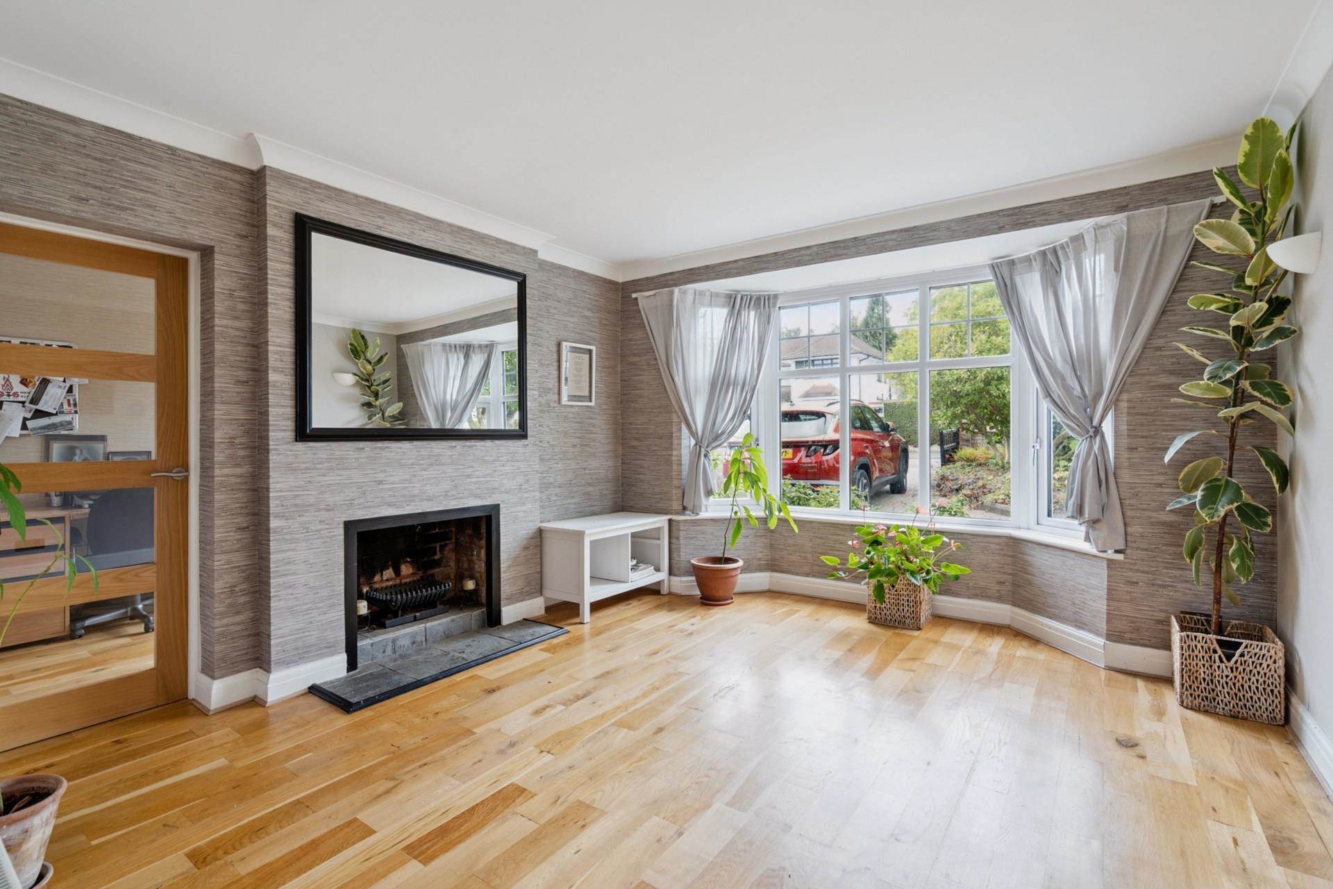 Additional Property Image 4 bedroom Detached for sale in Watford 2