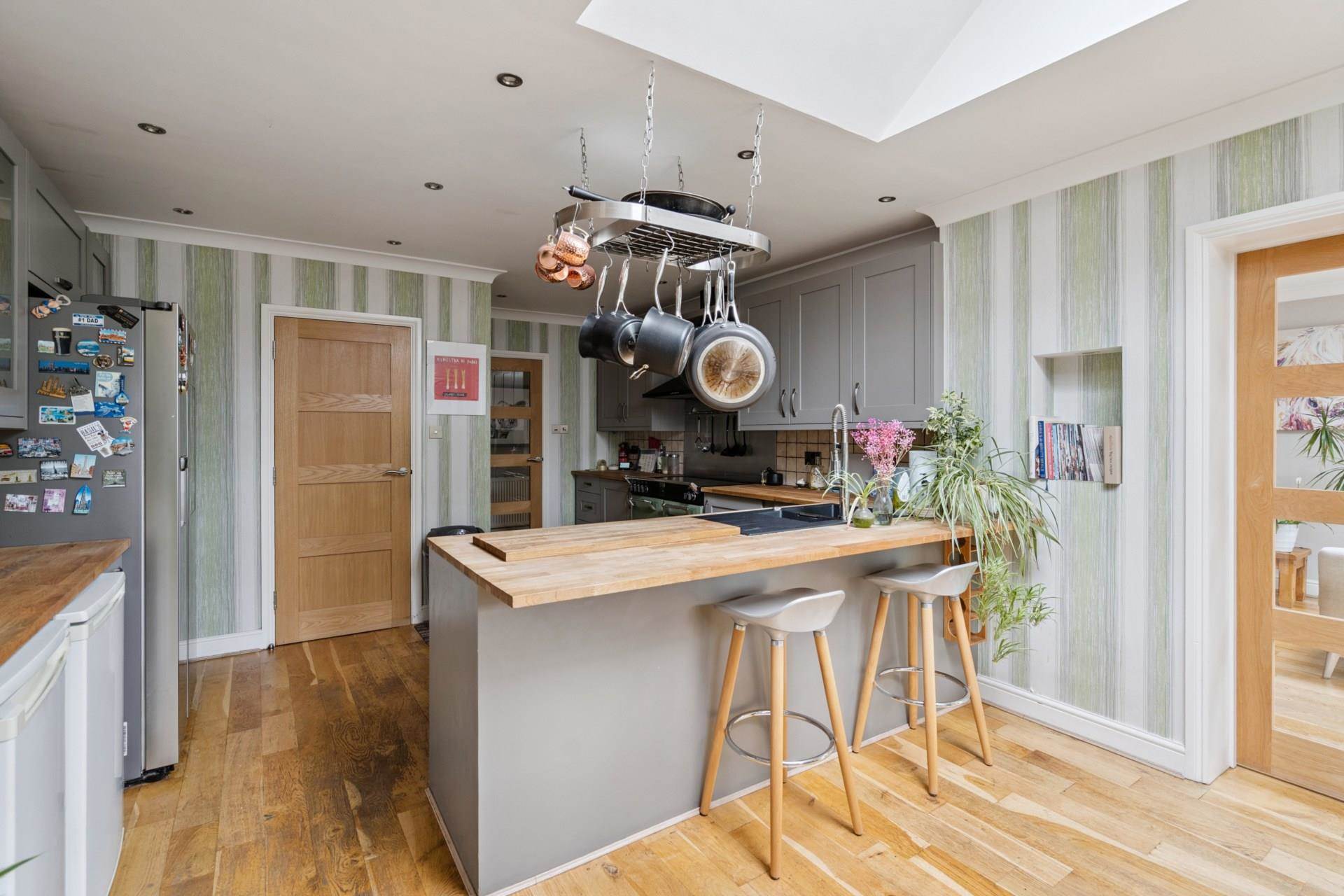 Additional Property Image 4 bedroom Detached for sale in Watford 6