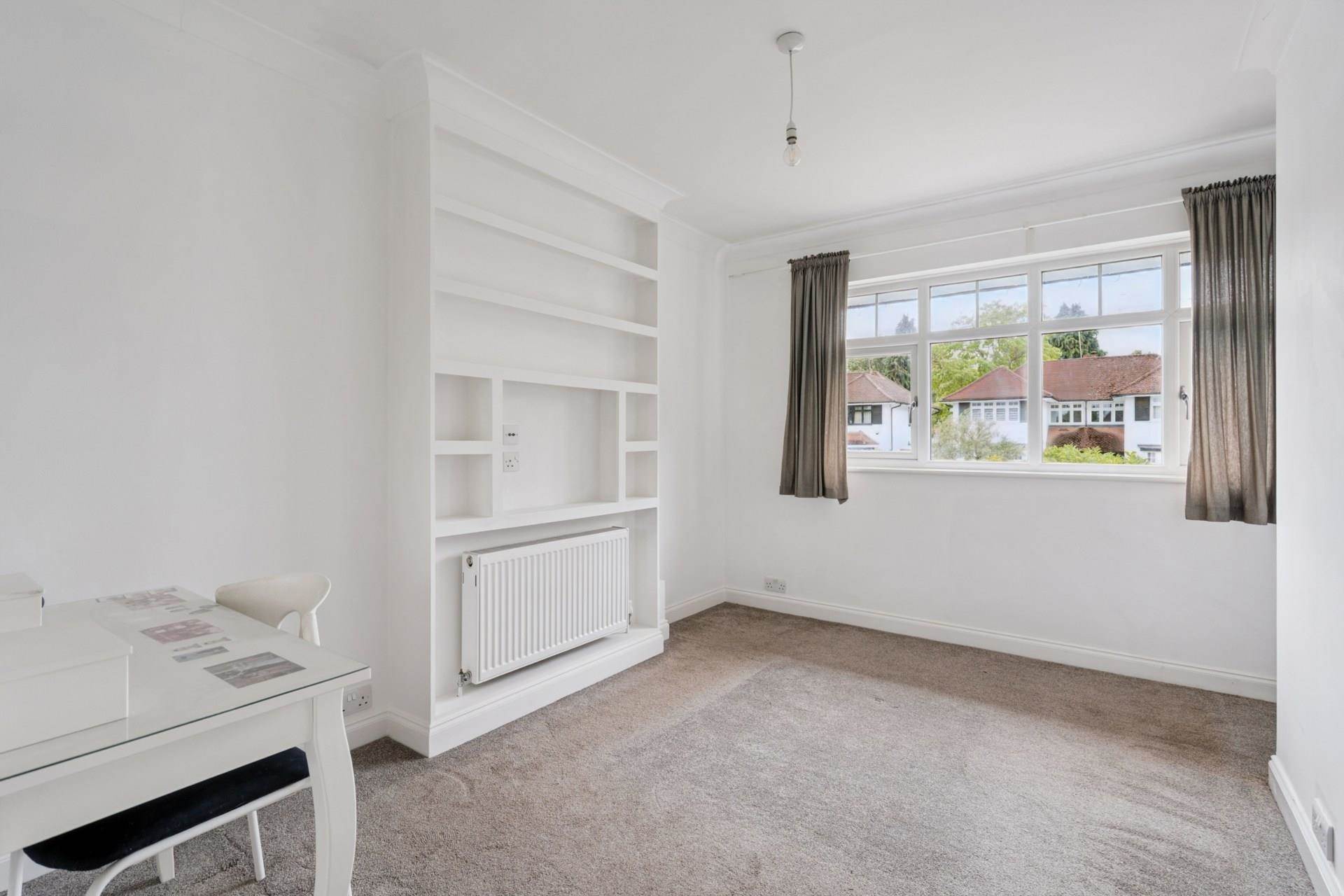 Additional Property Image 4 bedroom Detached for sale in Watford 13