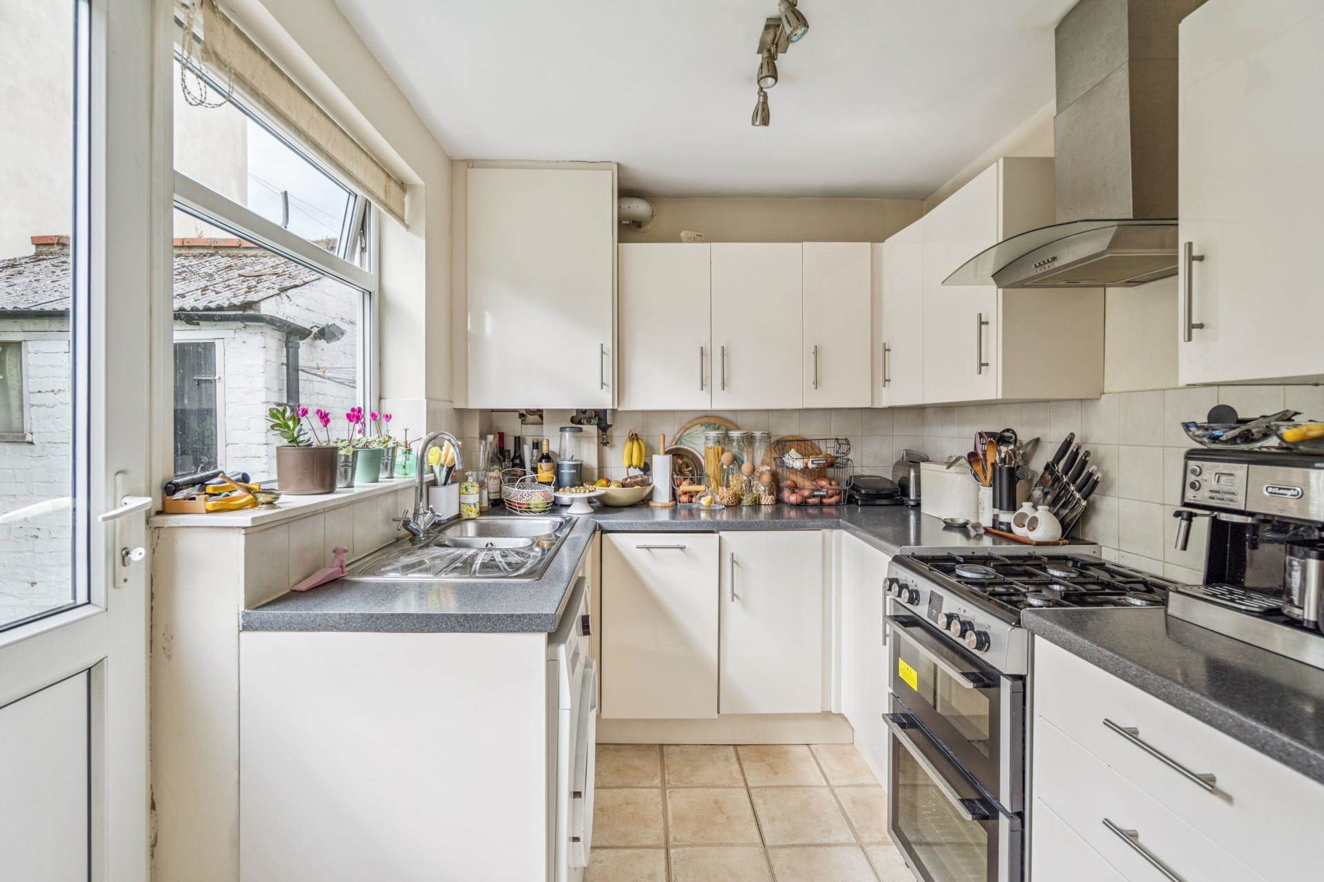 Additional Property Image 2 bedroom Semi Detached for sale in Bushey 4