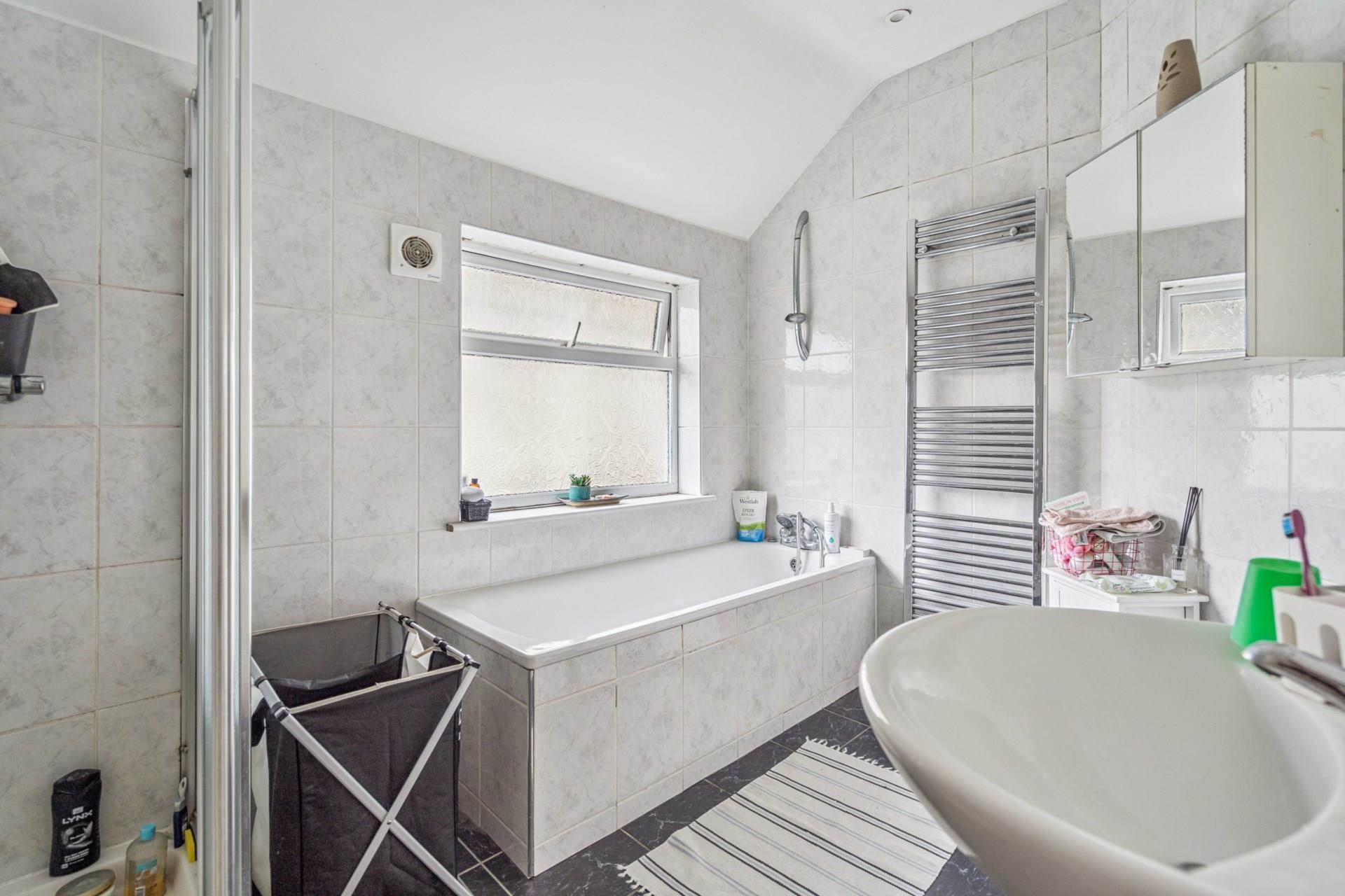Additional Property Image 2 bedroom Semi Detached for sale in Bushey 8