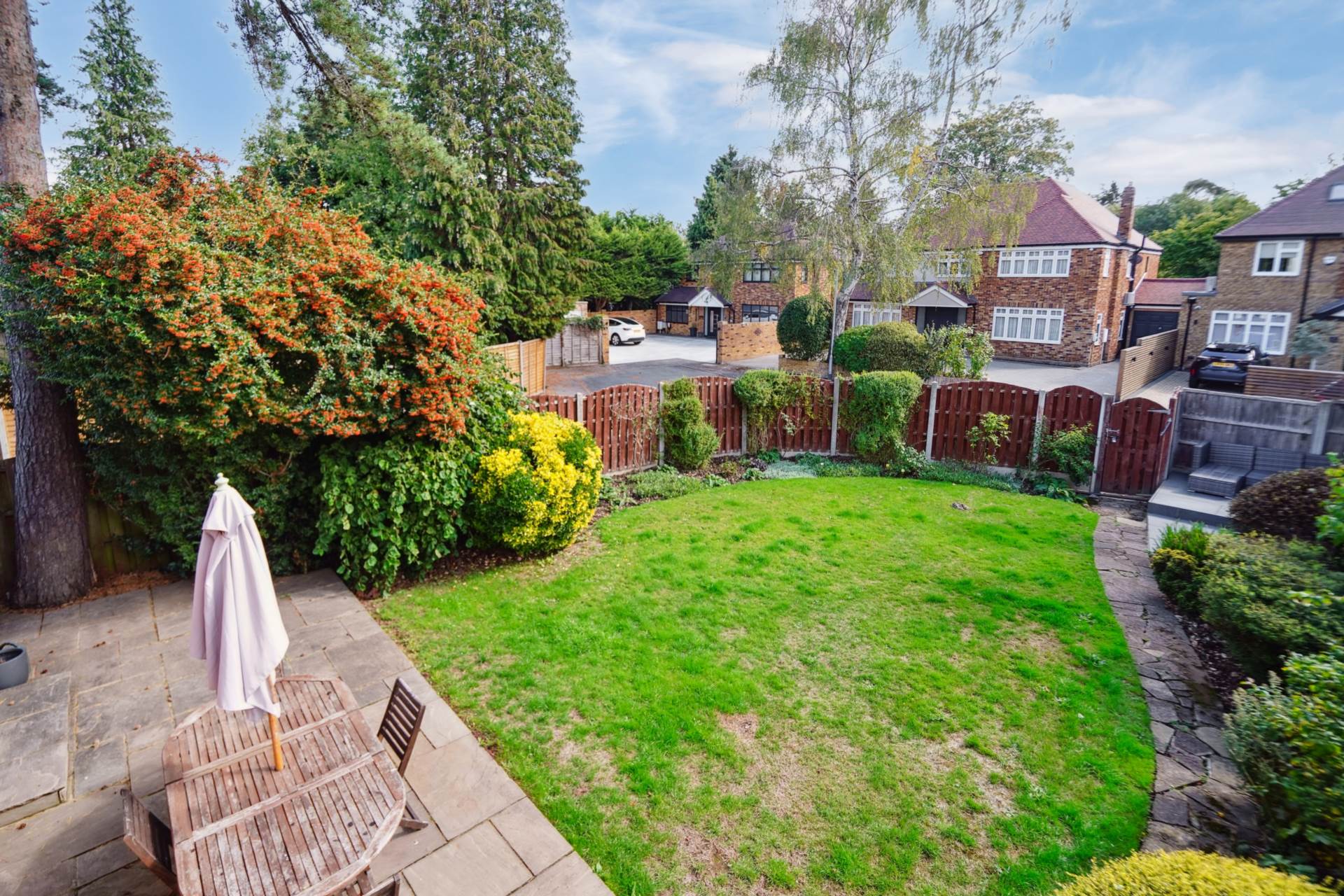Additional Property Image 4 bedroom Semi Detached for sale in Bushey 26