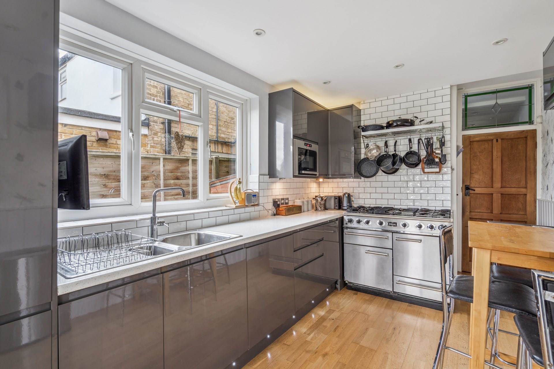 Additional Property Image 3 bedroom End of Terrace for sale in Bushey 5