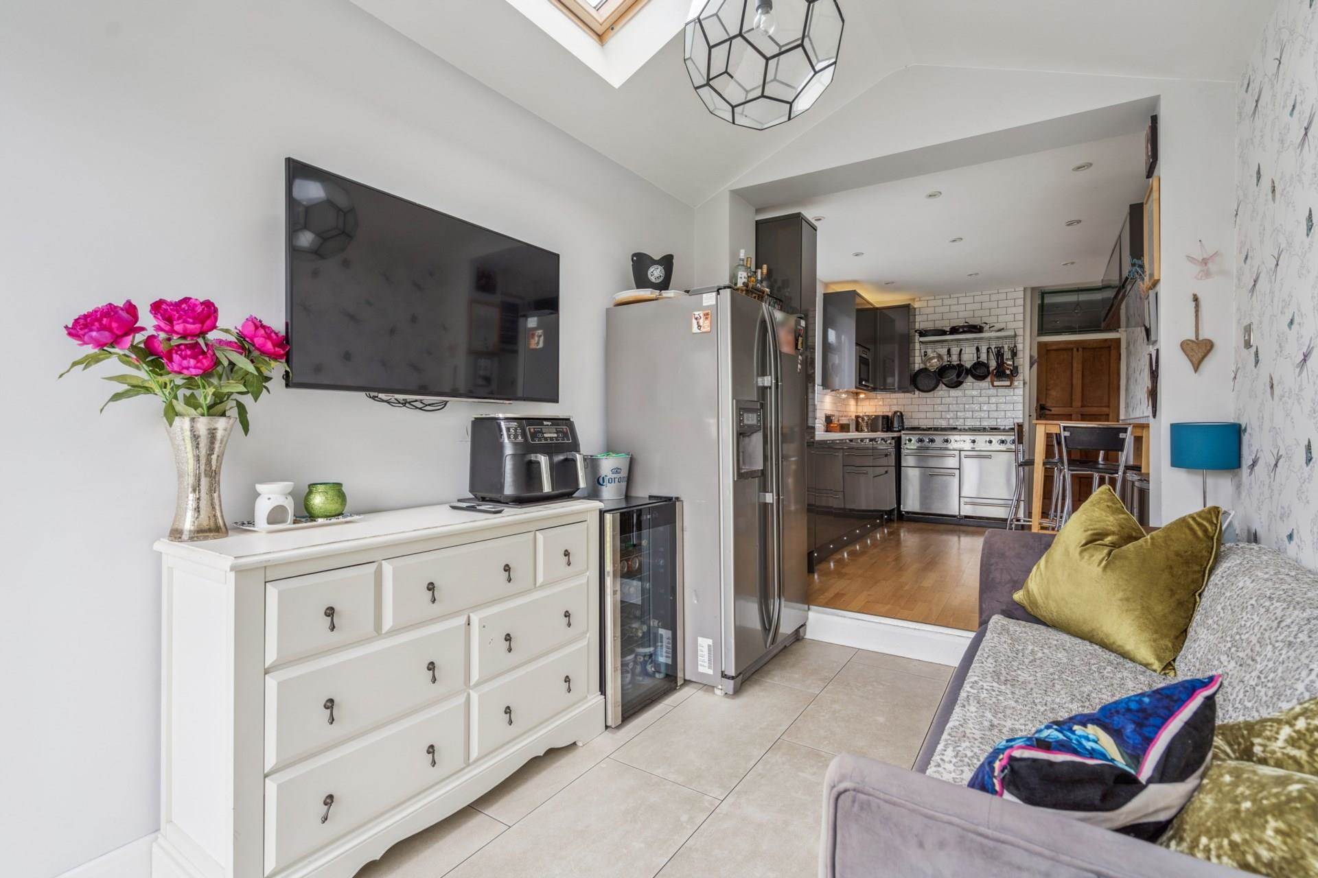 Additional Property Image 3 bedroom End of Terrace for sale in Bushey 8