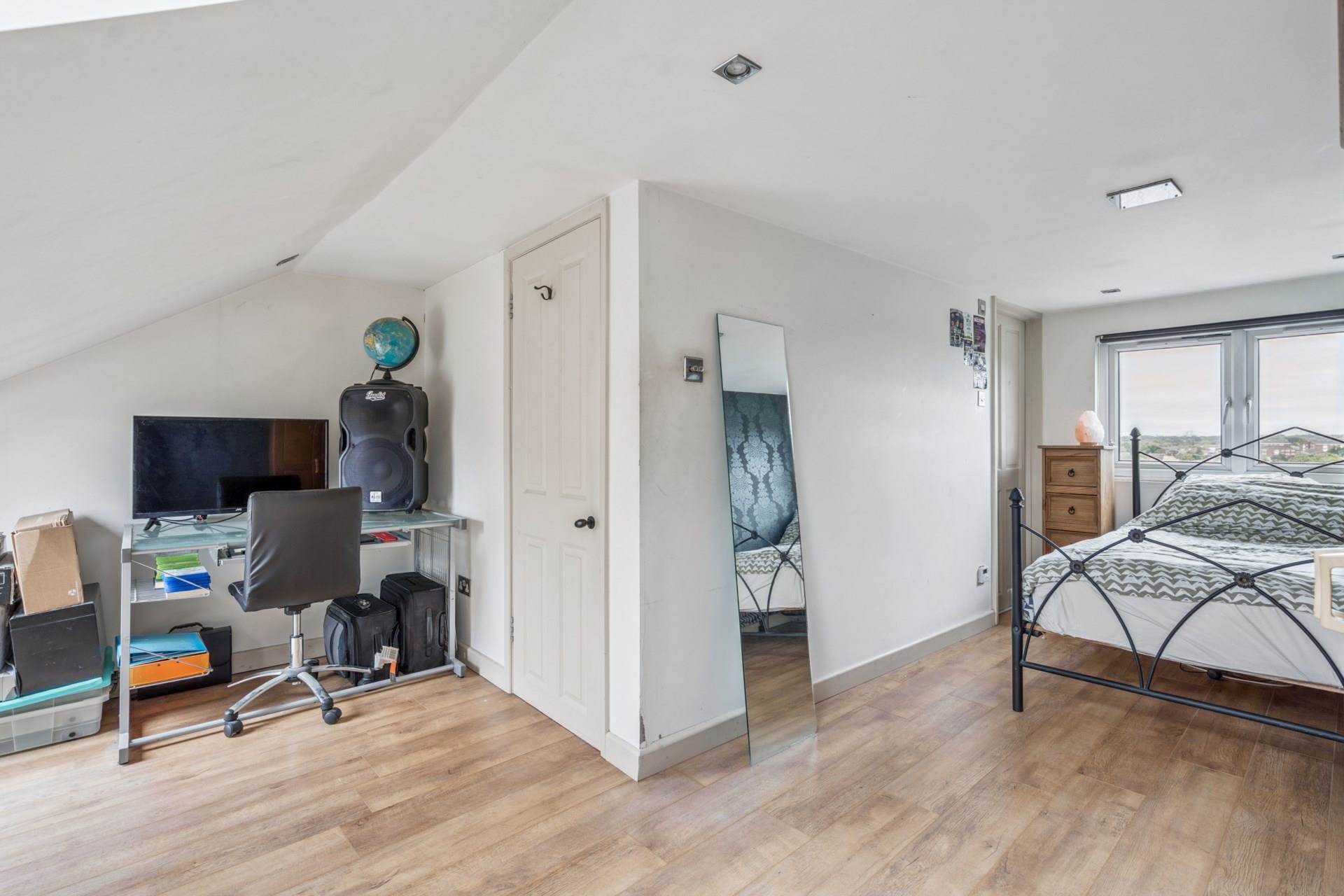 Additional Property Image 3 bedroom End of Terrace for sale in Bushey 14