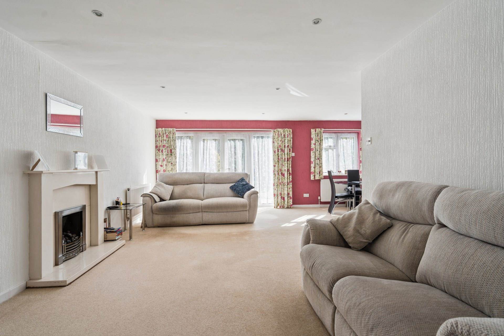 Additional Property Image 4 bedroom Detached for sale in Bushey 3