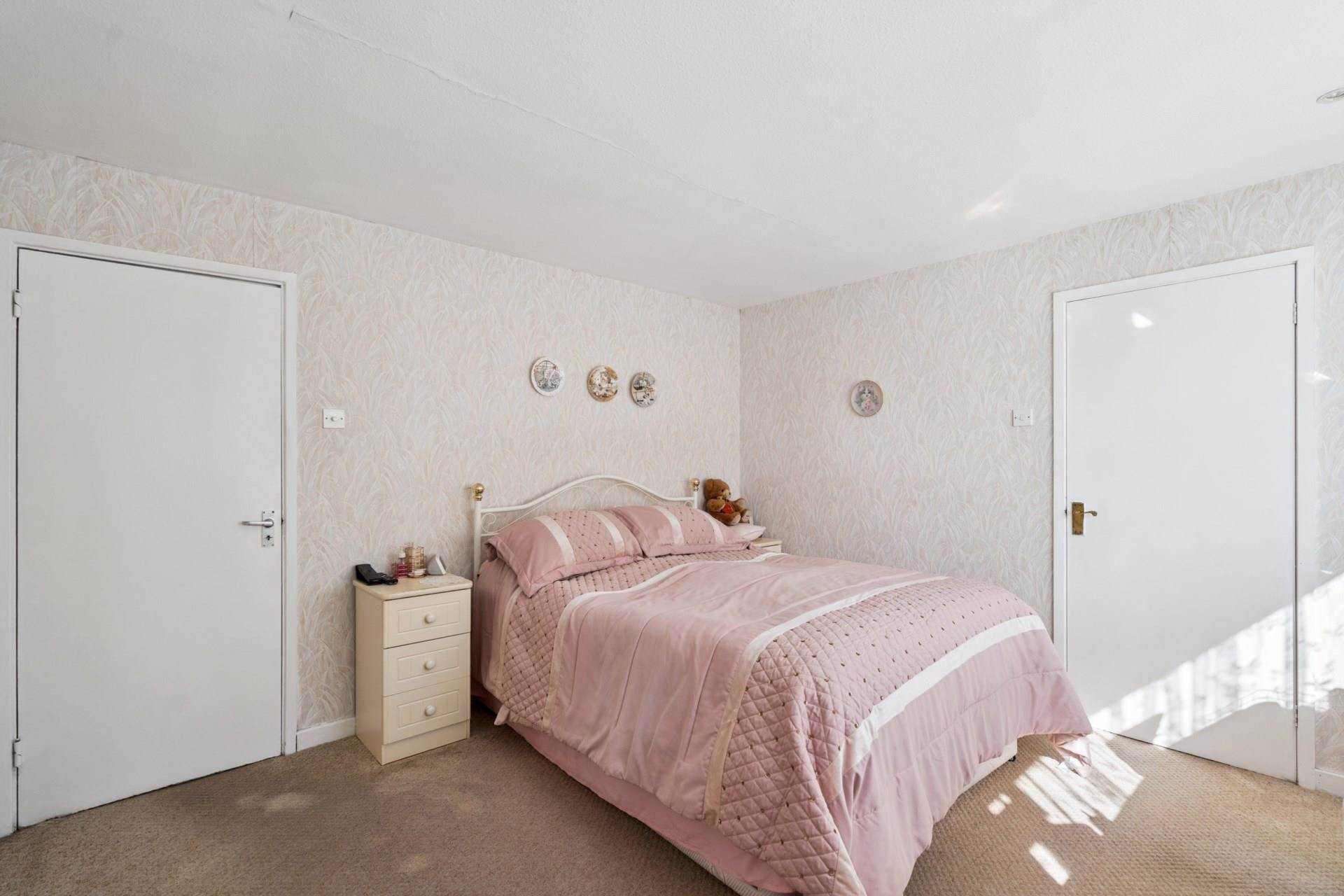 Additional Property Image 4 bedroom Detached for sale in Bushey 10