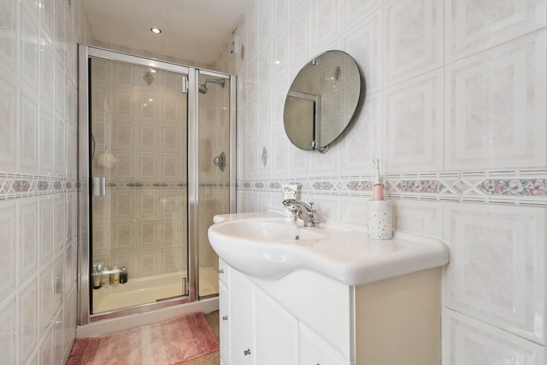 Additional Property Image 4 bedroom Detached for sale in Bushey 11