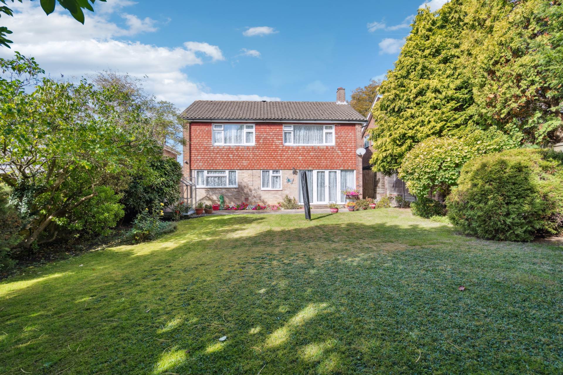 Additional Property Image 4 bedroom Detached for sale in Bushey 19