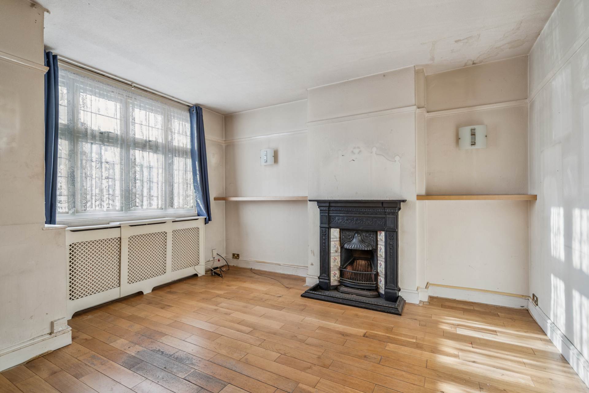 Additional Property Image 3 bedroom End of Terrace for sale in Bushey 3