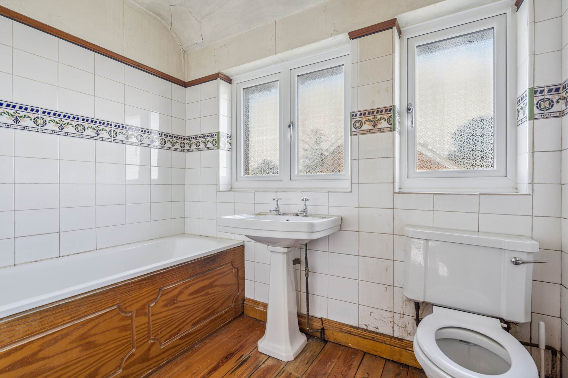 Additional Property Image 3 bedroom End of Terrace for sale in Bushey 9