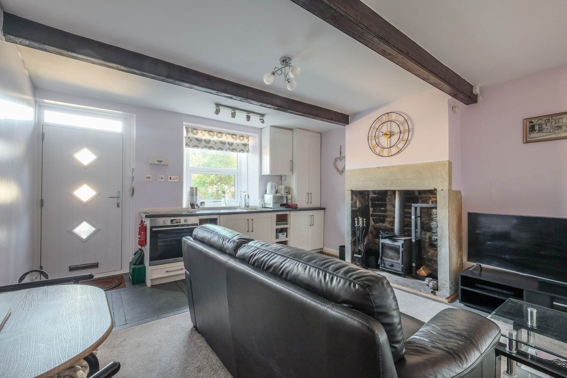 Additional Property Image 1 bedroom Cottage to rent in Holmfirth 4