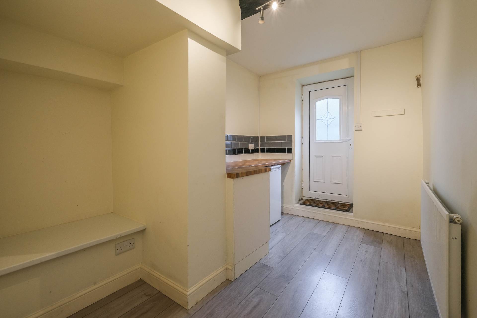 Additional Property Image 2 bedroom Terraced to rent in Huddersfield 8
