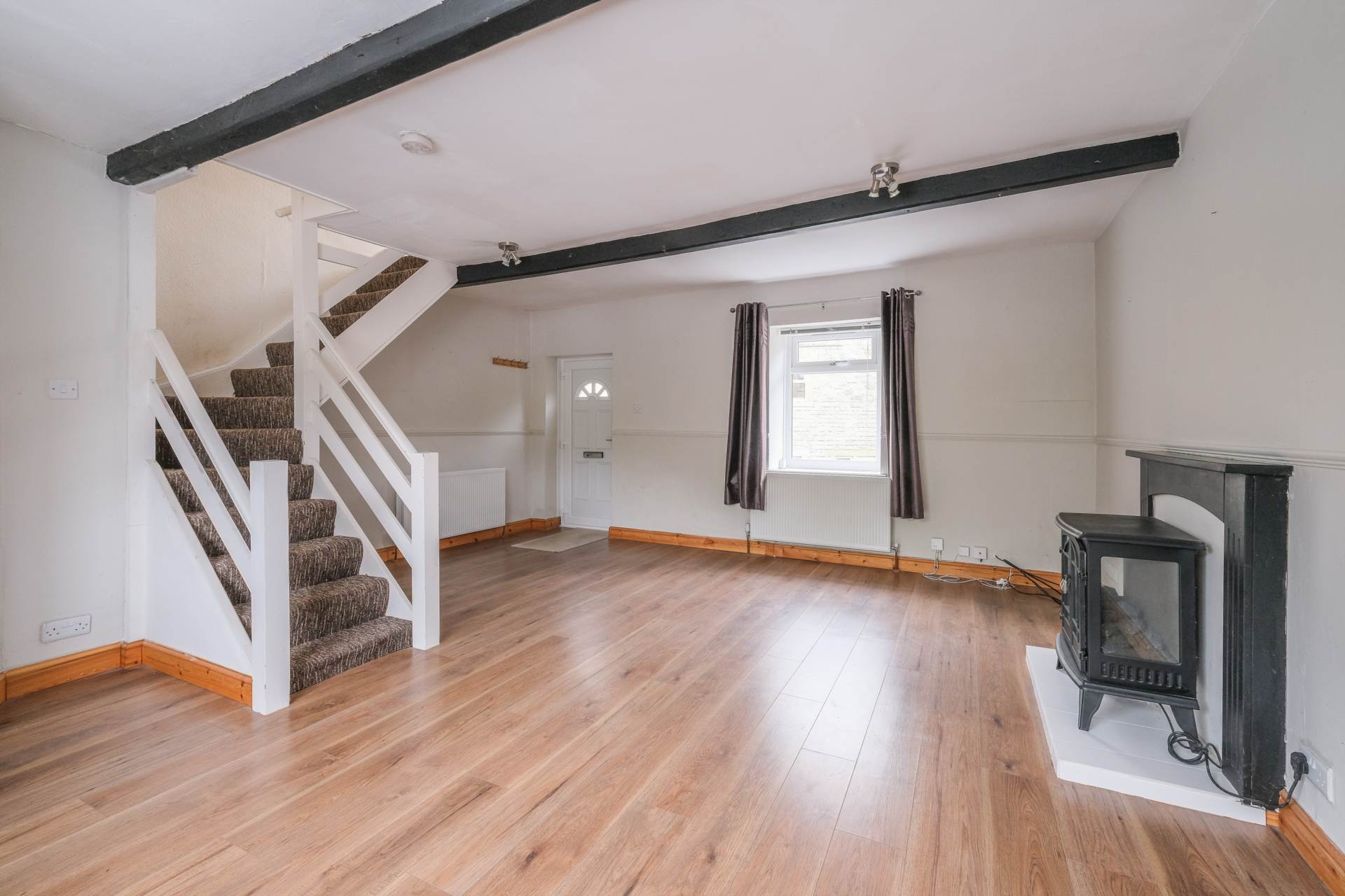 Additional Property Image 2 bedroom Terraced to rent in Huddersfield 9