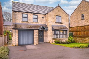 4 bedroom Detached for sale in Holmfirth
