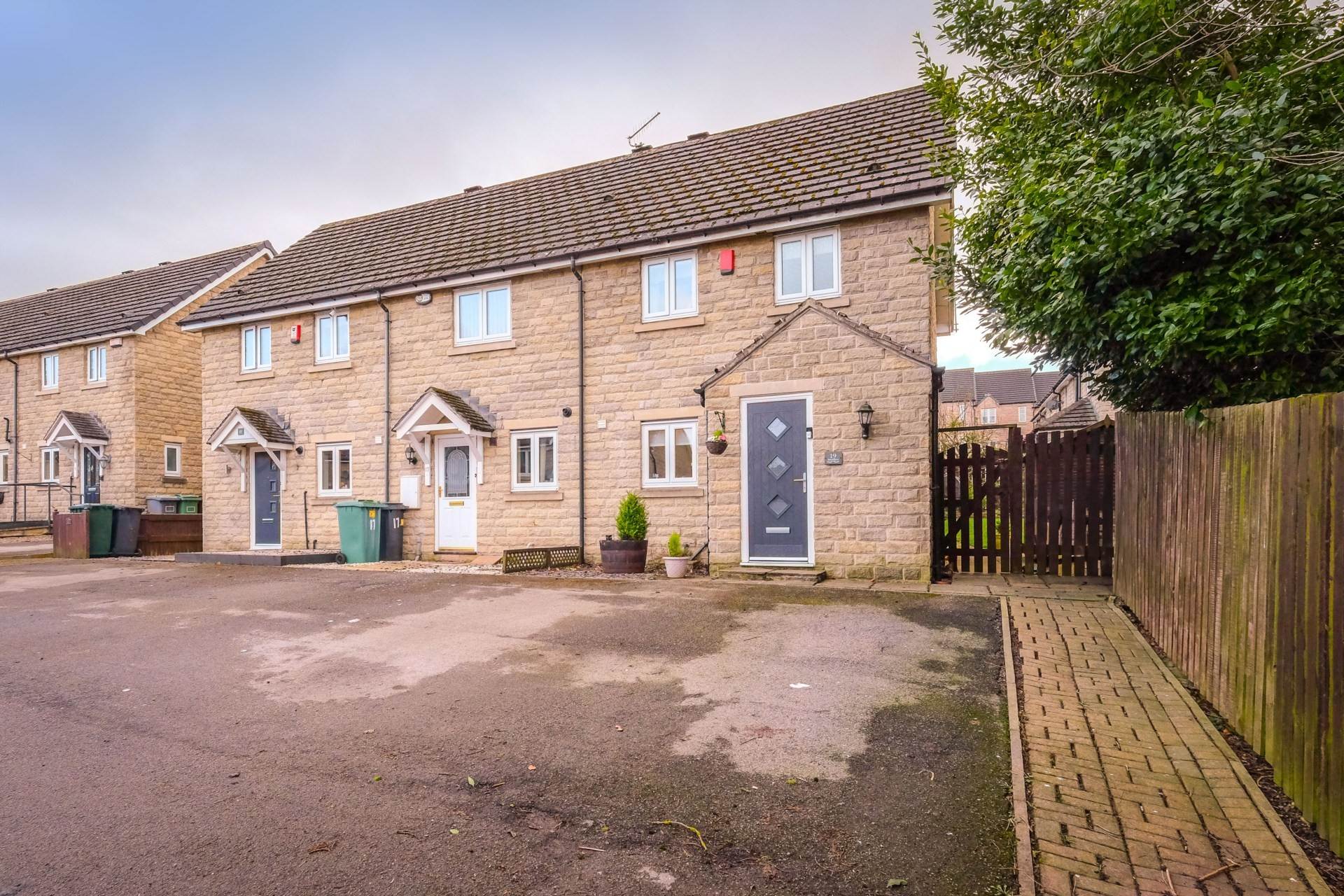 Additional Property Image 3 bedroom End of Terrace for sale in Huddersfield 11