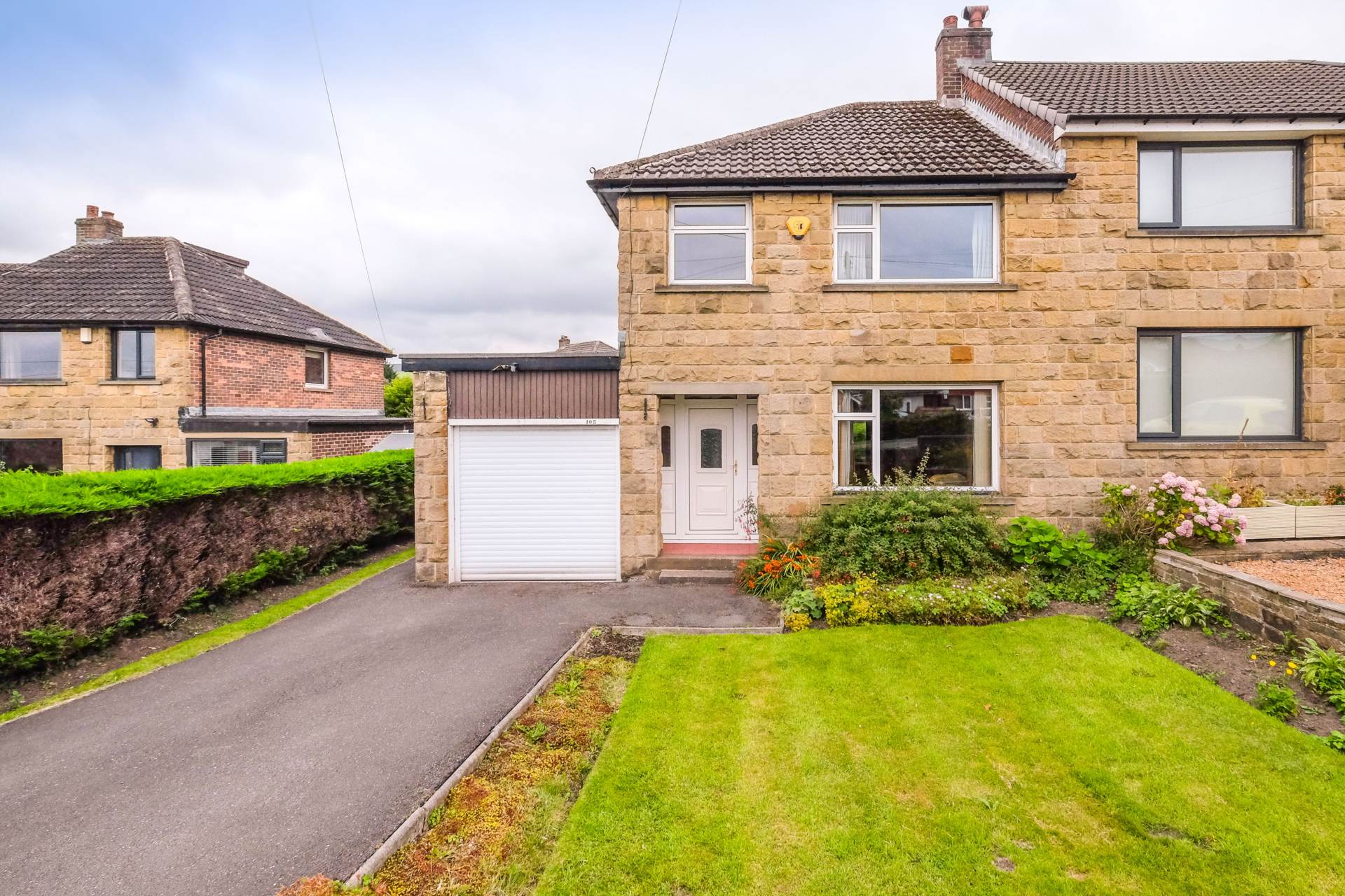 Additional Property Image 3 bedroom Semi Detached for sale in Holmfirth 14