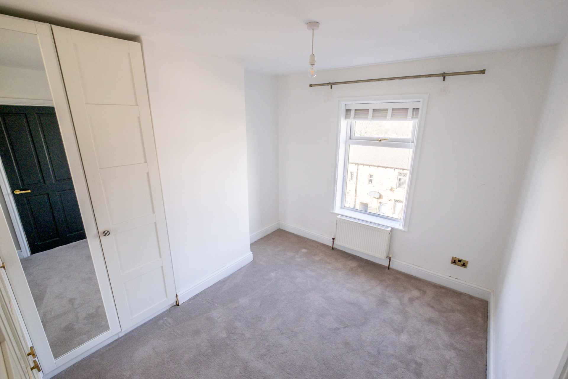 Additional Property Image 2 bedroom Terraced for sale in Huddersfield 14