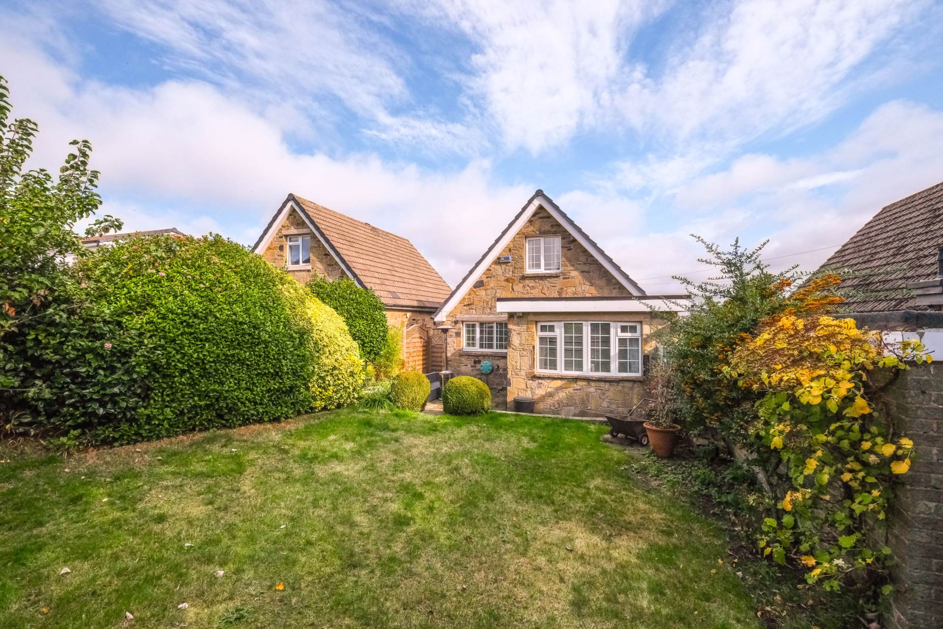 Additional Property Image 3 bedroom Detached Bungalow for sale in Huddersfield 5