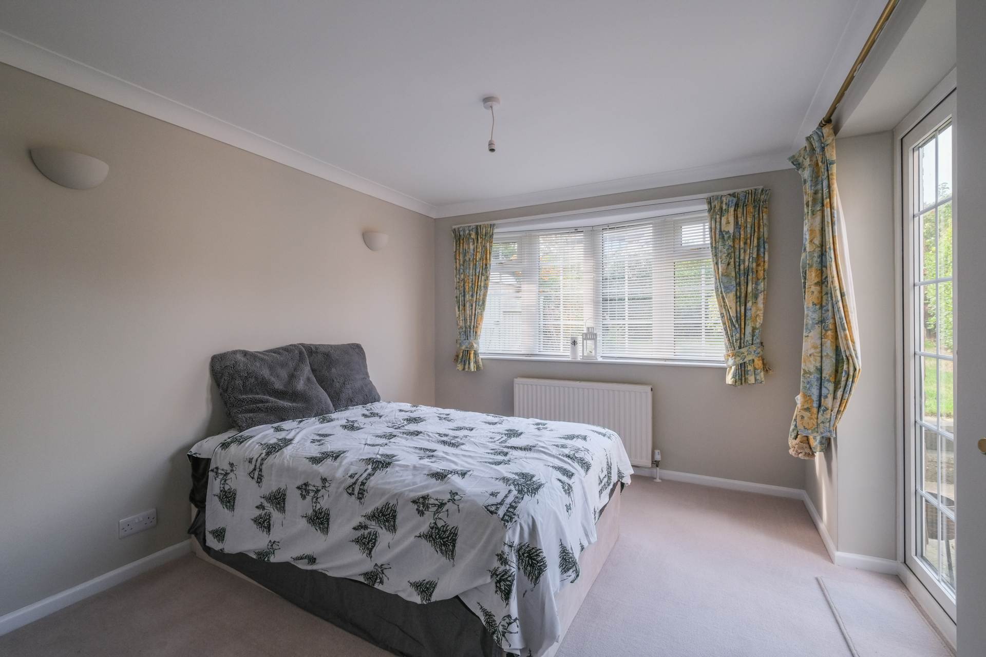 Additional Property Image 3 bedroom Detached Bungalow for sale in Huddersfield 7