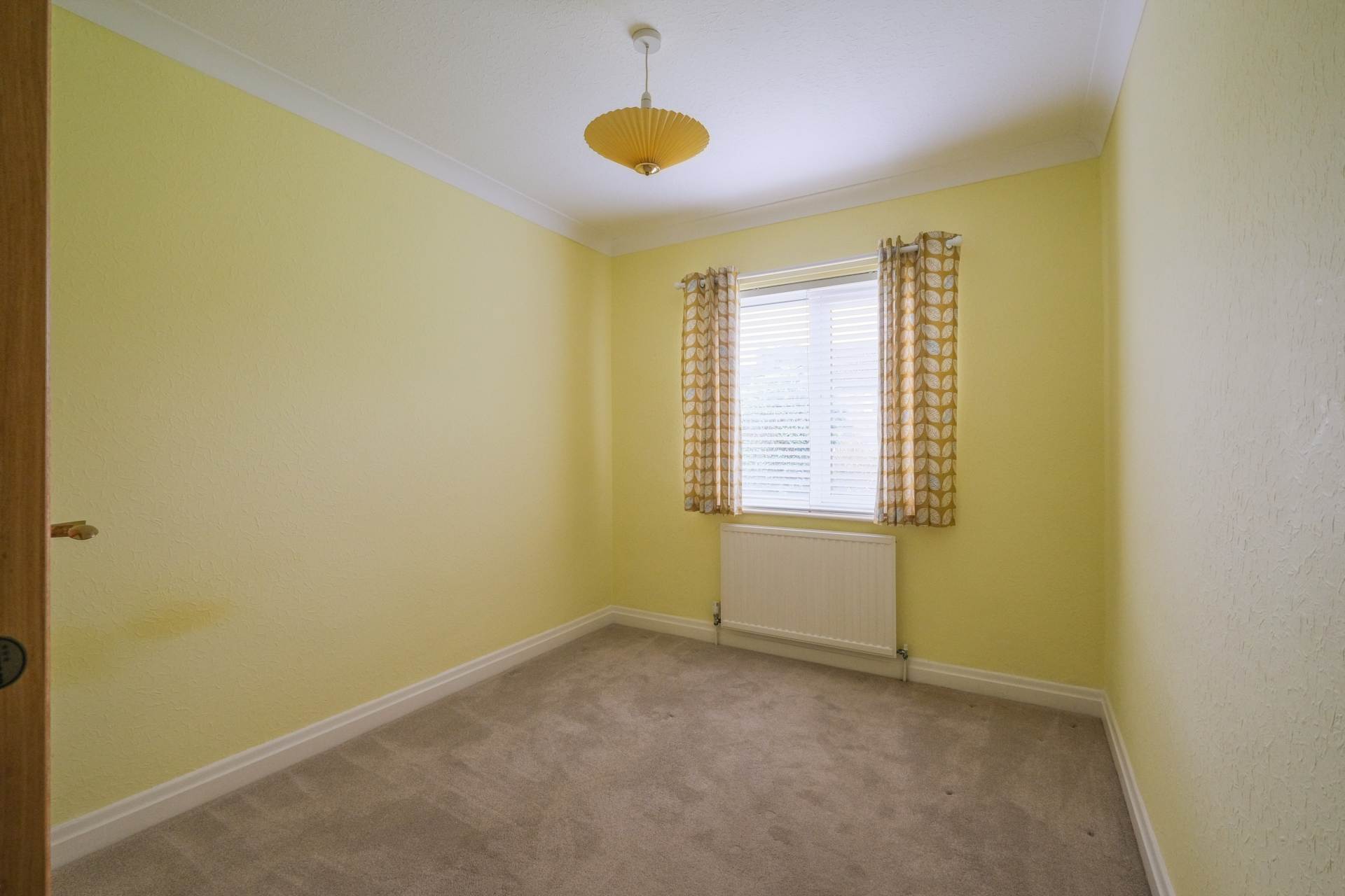 Additional Property Image 3 bedroom Detached Bungalow for sale in Holmfirth 9