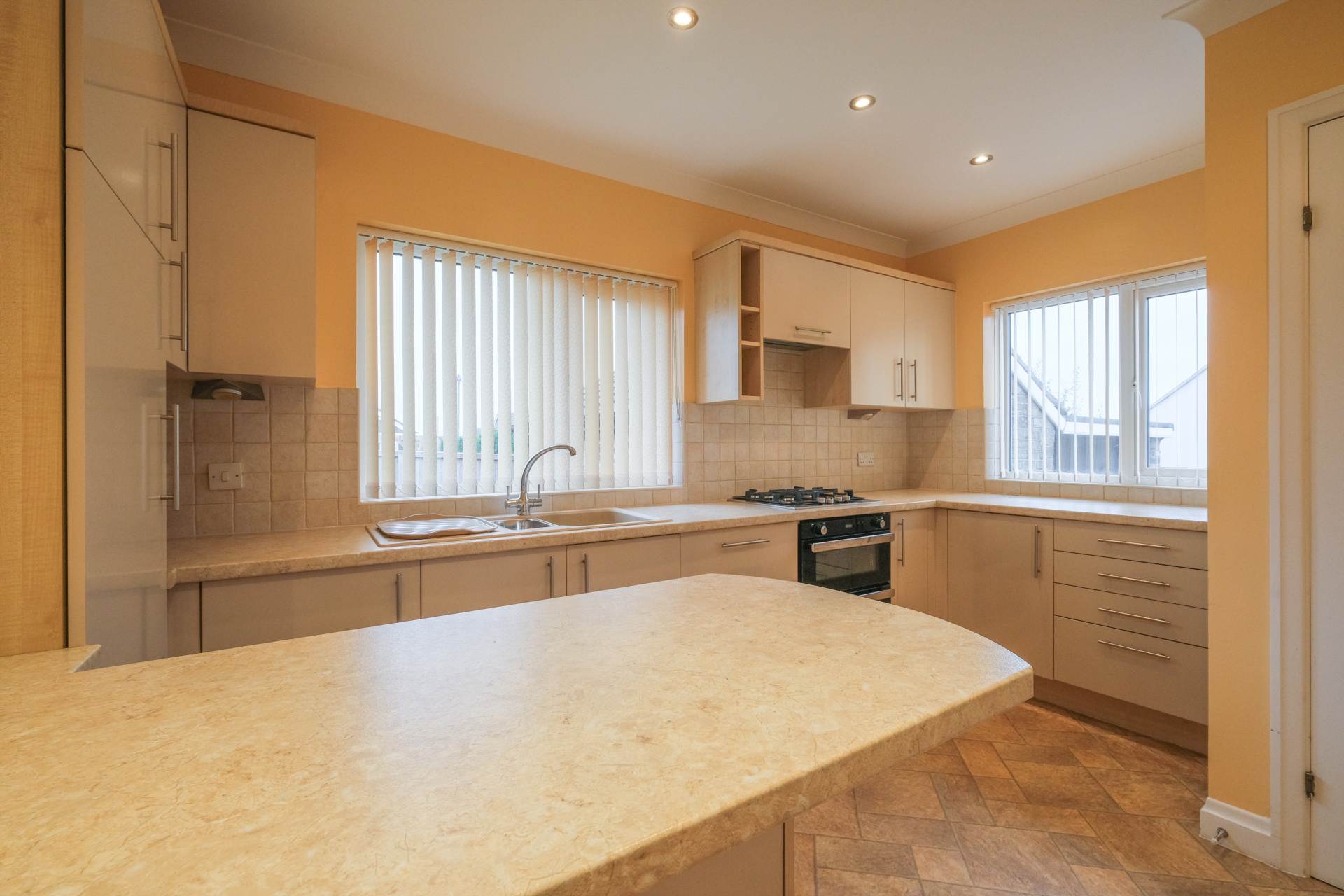 Additional Property Image 3 bedroom Detached Bungalow for sale in Holmfirth 14