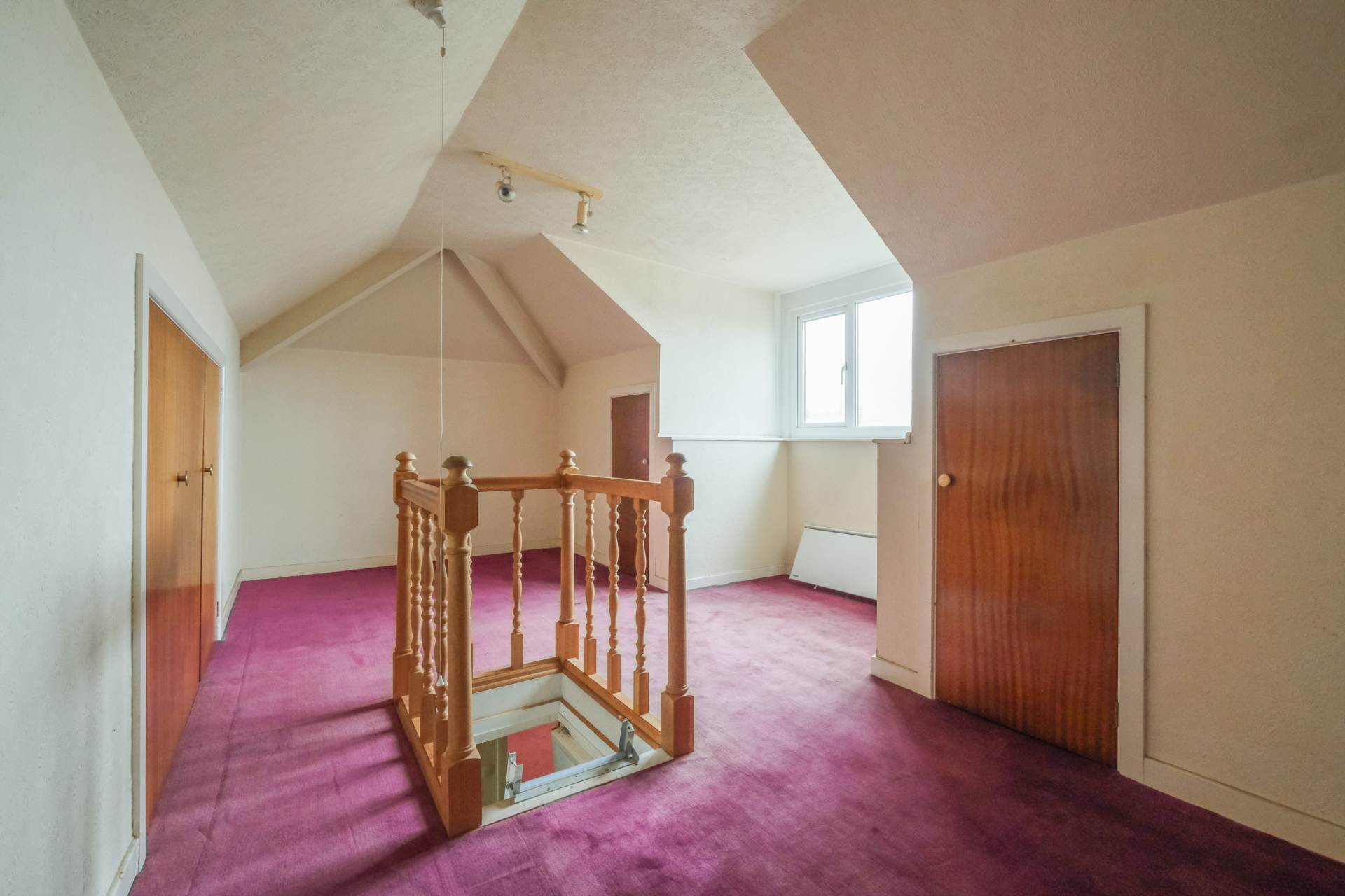 Additional Property Image 3 bedroom Detached Bungalow for sale in Holmfirth 19
