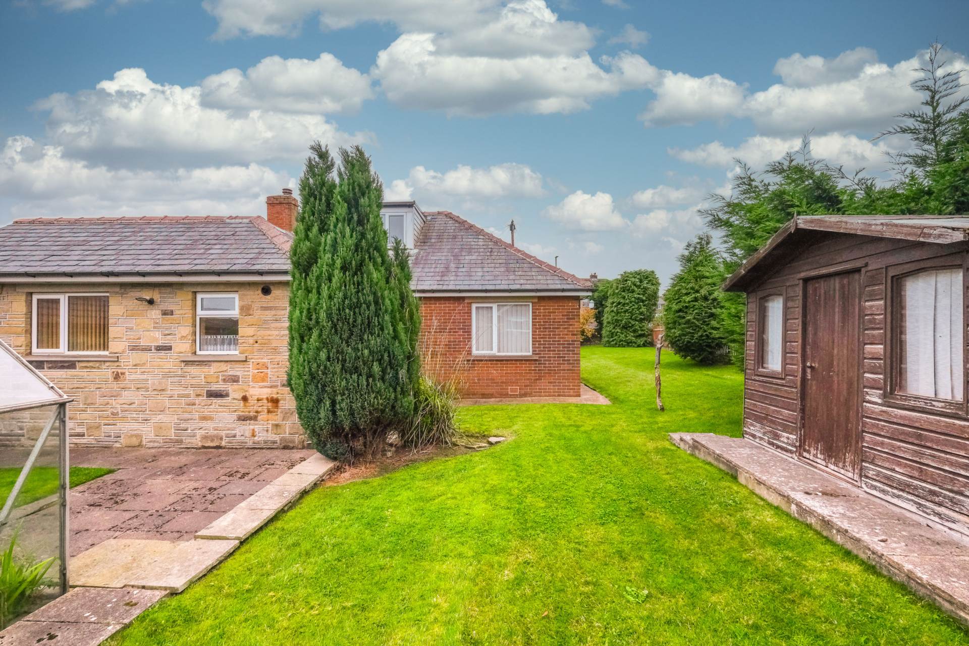 Additional Property Image 3 bedroom Detached Bungalow for sale in Holmfirth 22