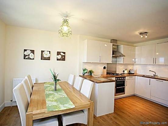 Additional Property Image 4 bedroom Town House for sale in Aberdeen 4