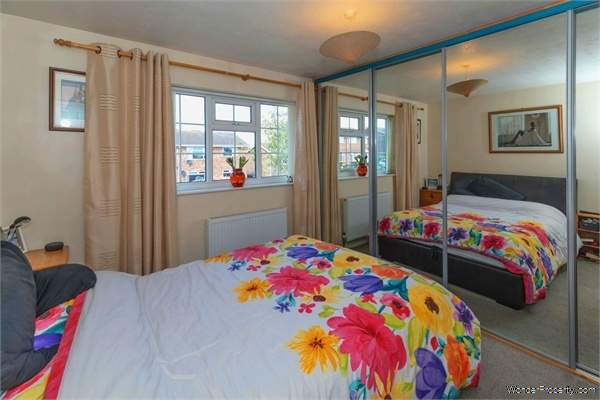 Additional Property Image 2 bedroom Flat for sale in Bridlington 6