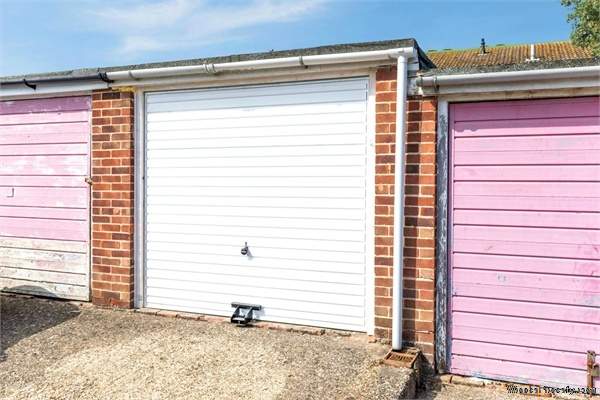 Additional Property Image 2 bedroom Flat for sale in Bridlington 10