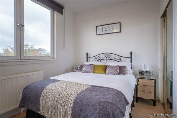 1 bedroom Flat for sale in Aberdeen