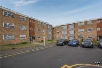 2 bedroom Flat for sale in Hayes