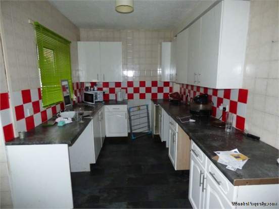Additional Property Image 3 bedroom Semi Detached for sale in Ellesmere 2