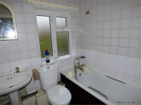 Additional Property Image 3 bedroom Semi Detached for sale in Ellesmere 8