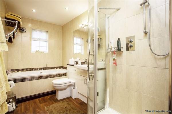 Additional Property Image 4 bedroom Detached for sale in Wotton-under-Edge 10