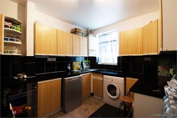 Additional Property Image 2 bedroom Ground Maisonette for sale in London 2