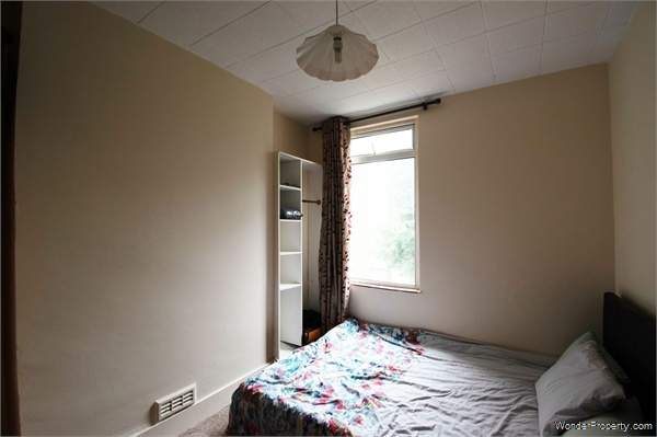 Additional Property Image 2 bedroom Ground Maisonette for sale in London 6