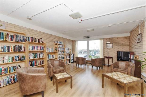 Additional Property Image 1 bedroom Flat for sale in Southport 9