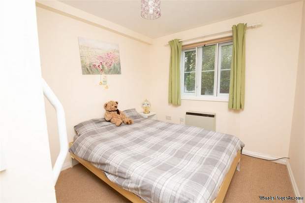 Additional Property Image 1 bedroom Flat for sale in Aylesbury 4