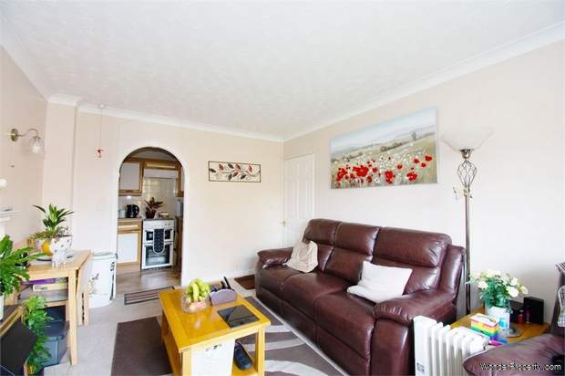 Additional Property Image 1 bedroom Flat for sale in Bracknell 2