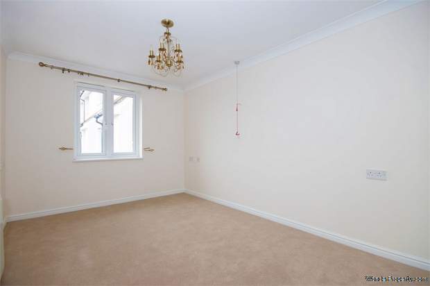 Additional Property Image 1 bedroom Flat for sale in London 5