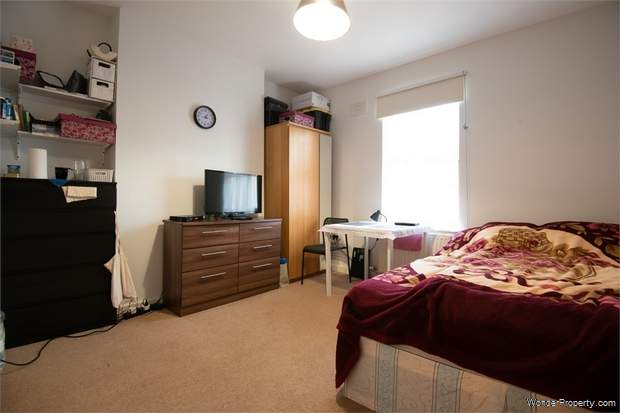 Additional Property Image 4 bedroom Maisonette for sale in London 8