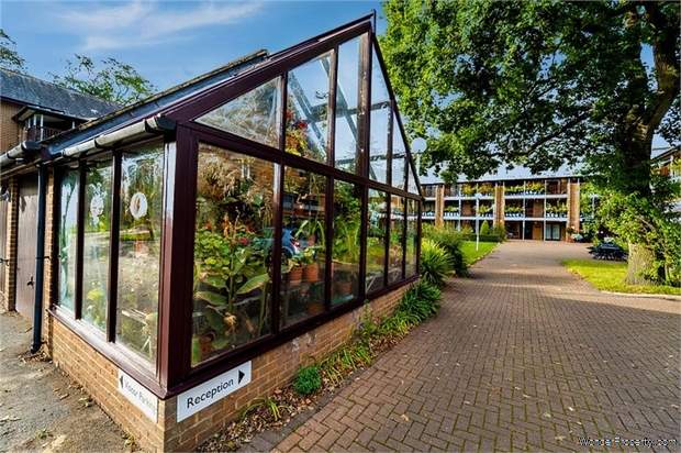 Additional Property Image 2 bedroom Flat for sale in Reading 10